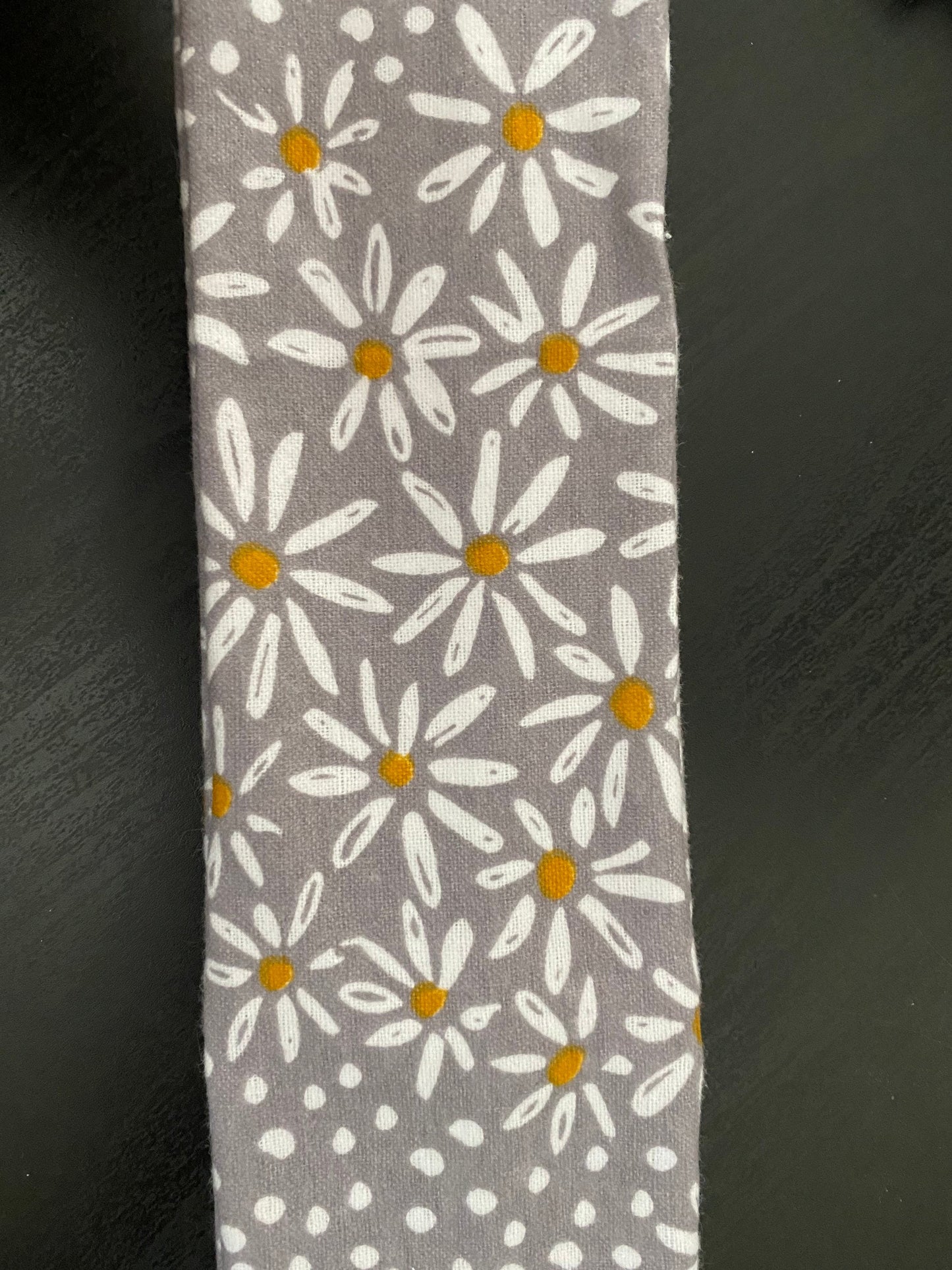 Stethoscope Cover, Stethoscope Sleeve, Reusable Stethoscope Cover, Daisies (Limited)
