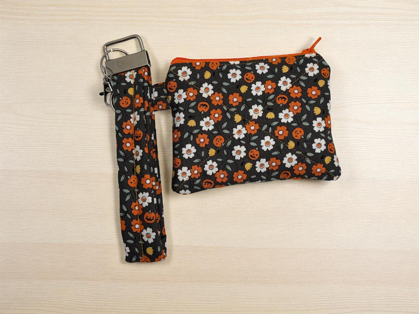 Keychain Wallet, Compact Wallet, Card Holder Keychain, Keyring Wallet, Everyday Carry, Minimalist Wallet, Limited Halloween Collection