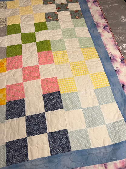 Quilt - Cozy Lap Quilt, Soft Throw for Comfort/ Warmth, Handmade Blanket, Perfect Gift for Home, Bedroom & Living Room