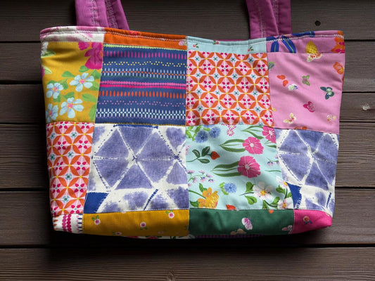 Quilted Tote Bliss: Carry Comfortably in Style