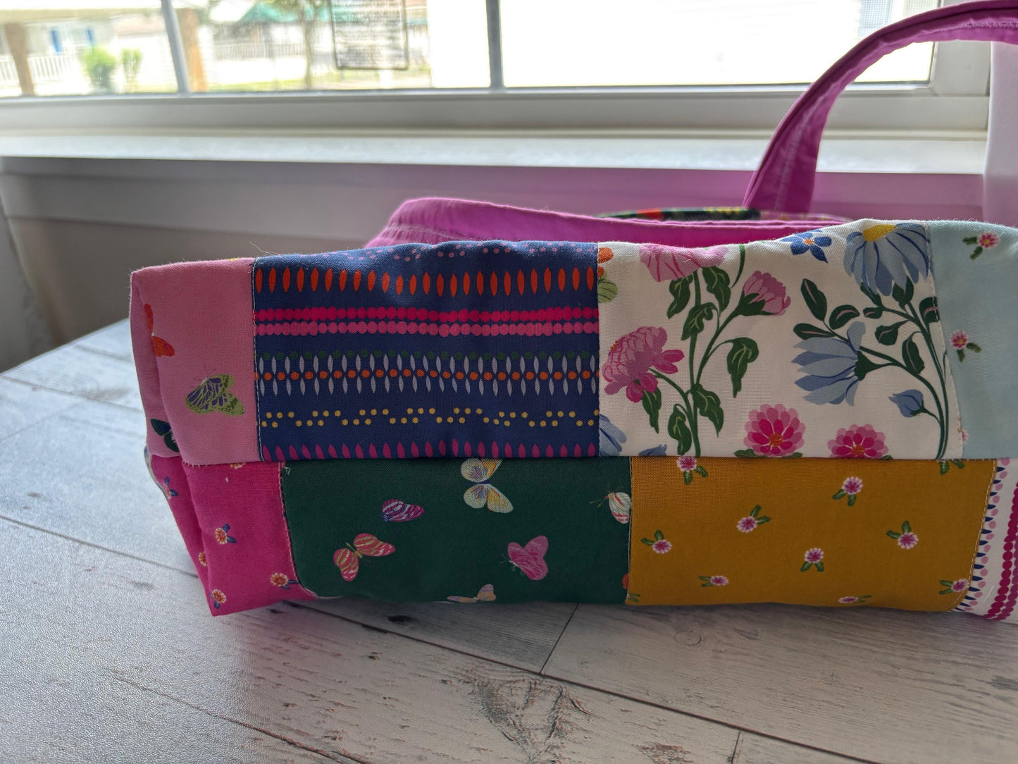 Quilted Tote Bliss: Carry Comfortably in Style
