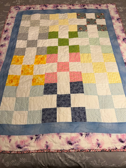Quilt - Cozy Lap Quilt, Soft Throw for Comfort/ Warmth, Handmade Blanket, Perfect Gift for Home, Bedroom & Living Room